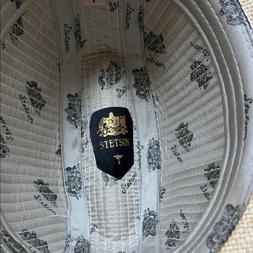 Vintage Stetson Tan Fedora with Black and White Band - Picture 9 of 16